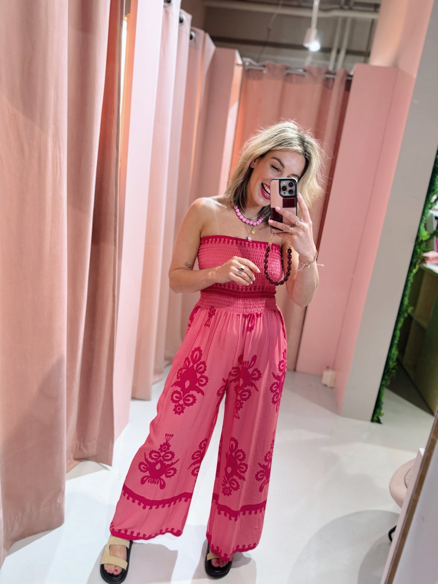 Zomerse strapless jumpsuit met wijde pasvorm in boho uitstraling