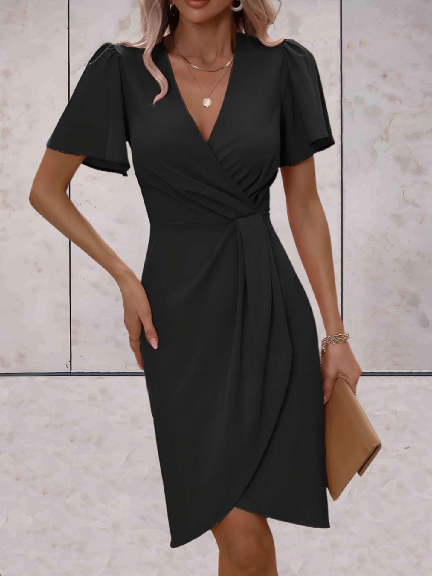 GraceWrap – Klassieke Wikkeljurk met Elegante V-Halslijn