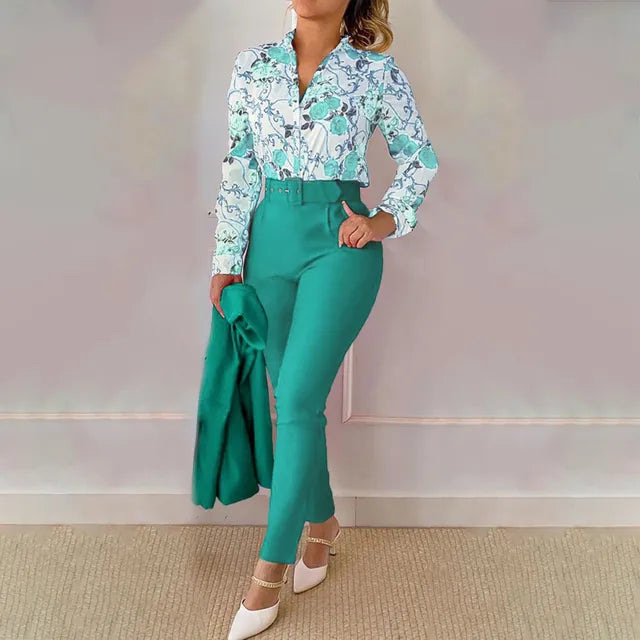 SophistiSet - Elegant Blouse & Broek Ensemble