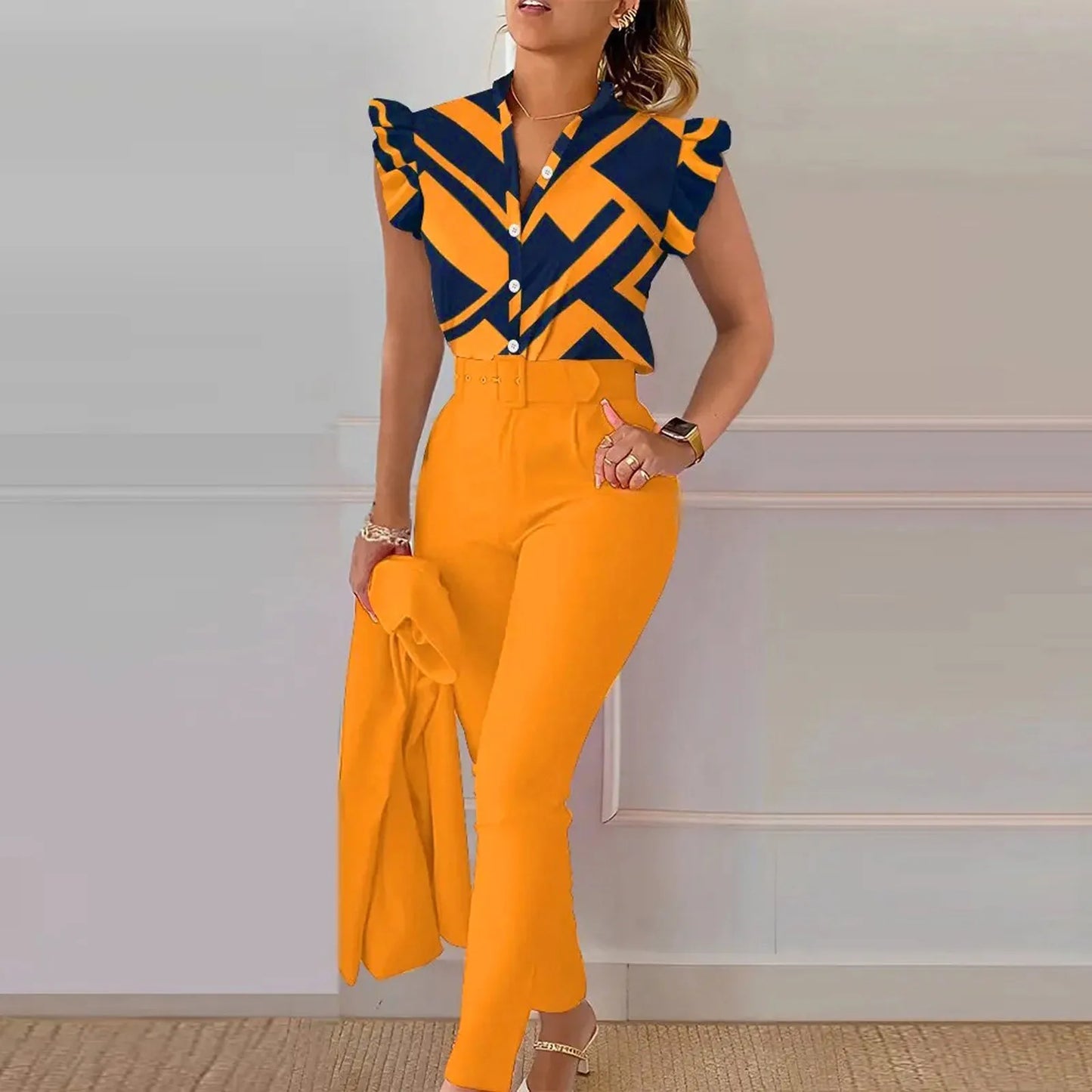 SophistiSet - Elegant Blouse & Broek Ensemble