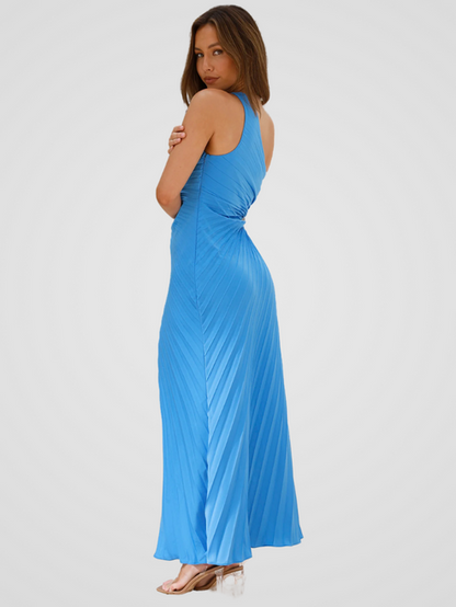 Stijlvolle one shoulder maxi jurk met plissé details