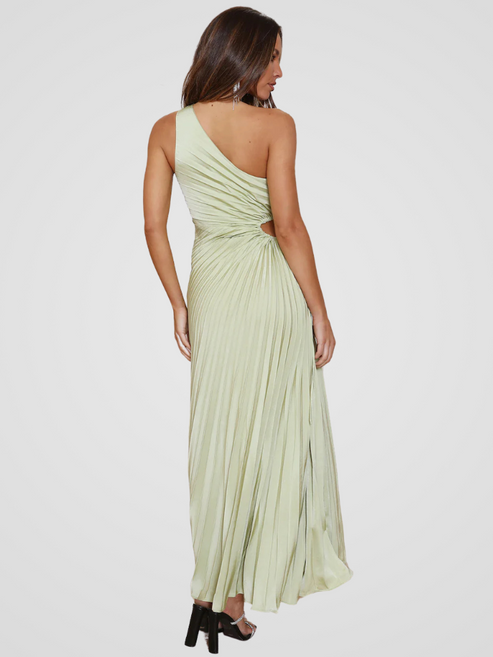 Stijlvolle one shoulder maxi jurk met plissé details