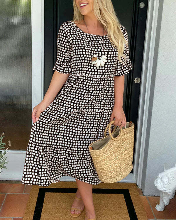 Casual midi zomerjurk met stippenpatroon en korte mouwen