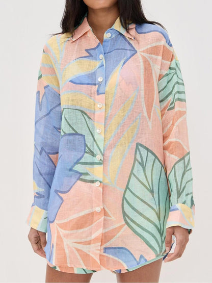 Tropisch dames set met korte broek en overhemd in zomerse stijl