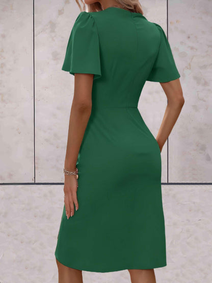 GraceWrap – Klassieke Wikkeljurk met Elegante V-Halslijn